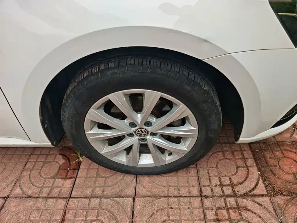 Volkswagen Lavida — миниатюра 8