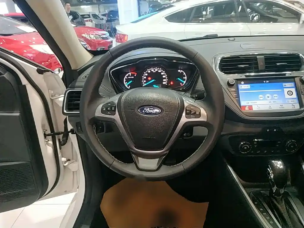 Ford Escort — миниатюра 11
