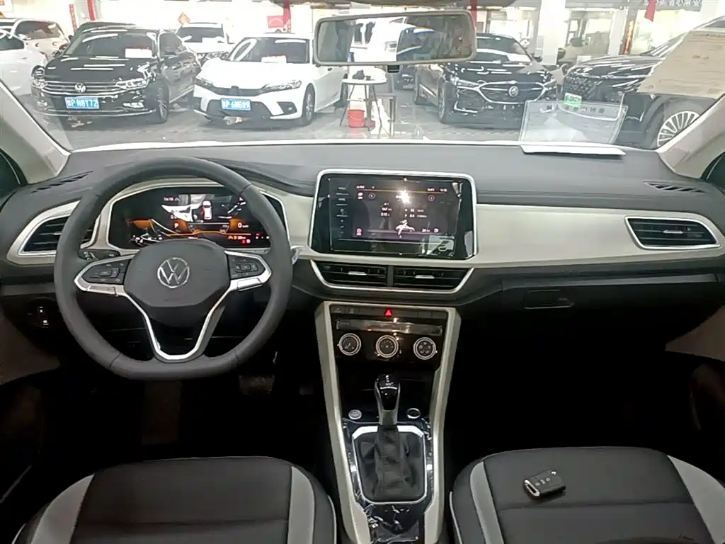 Volkswagen T-Roc 2025 280TSI DSG