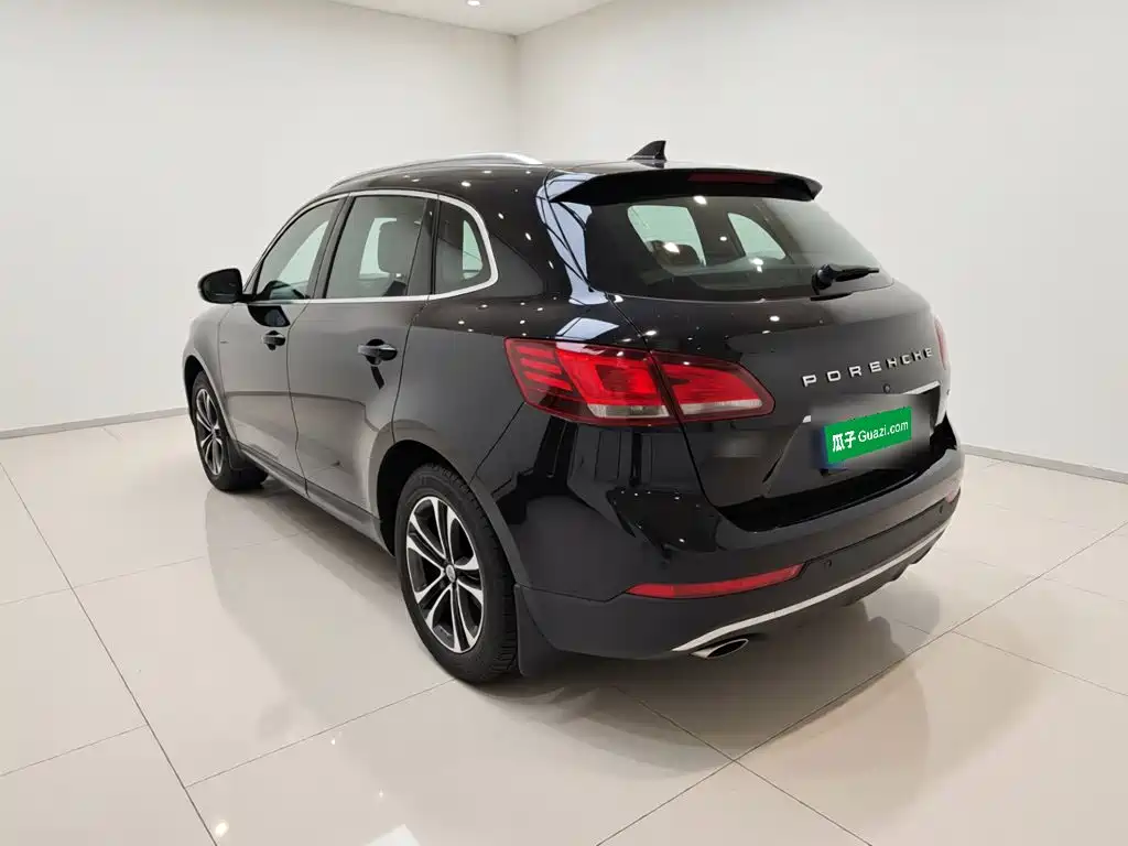 Borgward BX7 — миниатюра 4