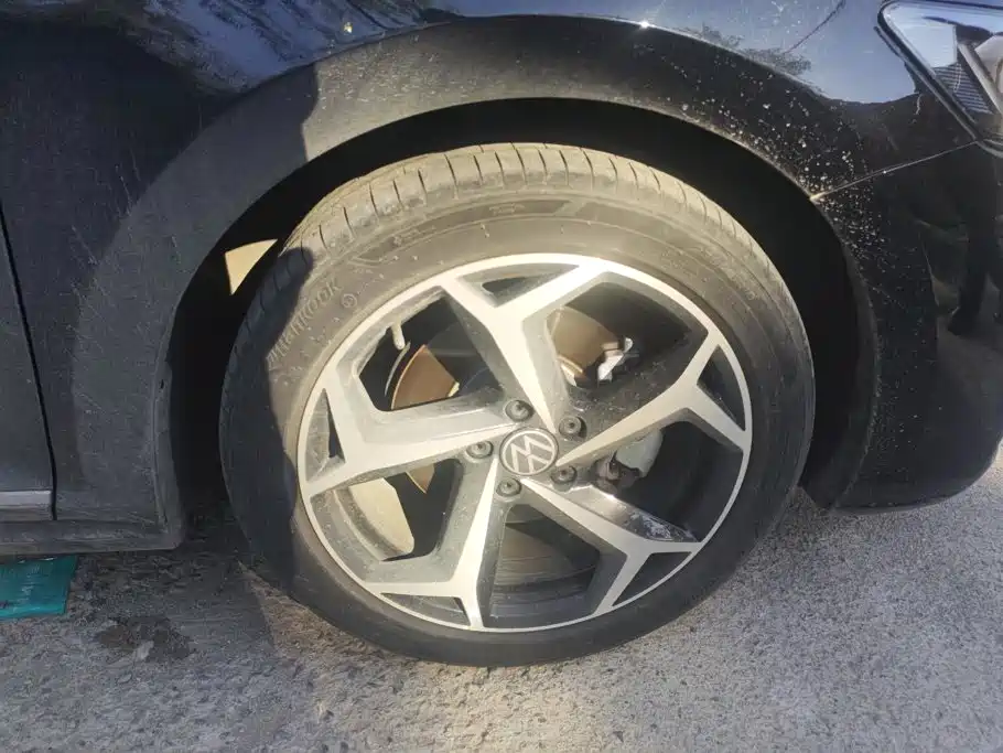 Volkswagen Passat — миниатюра 6