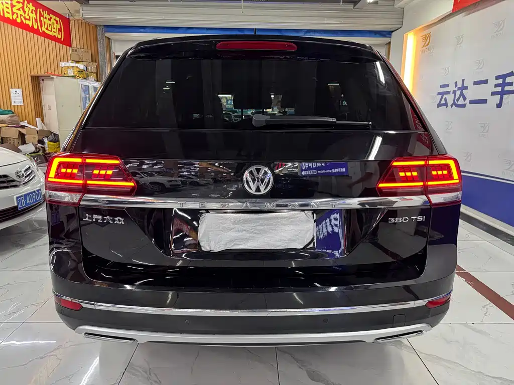 Volkswagen Teramont — миниатюра 8
