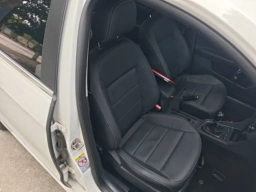 Volkswagen Lavida — миниатюра 25