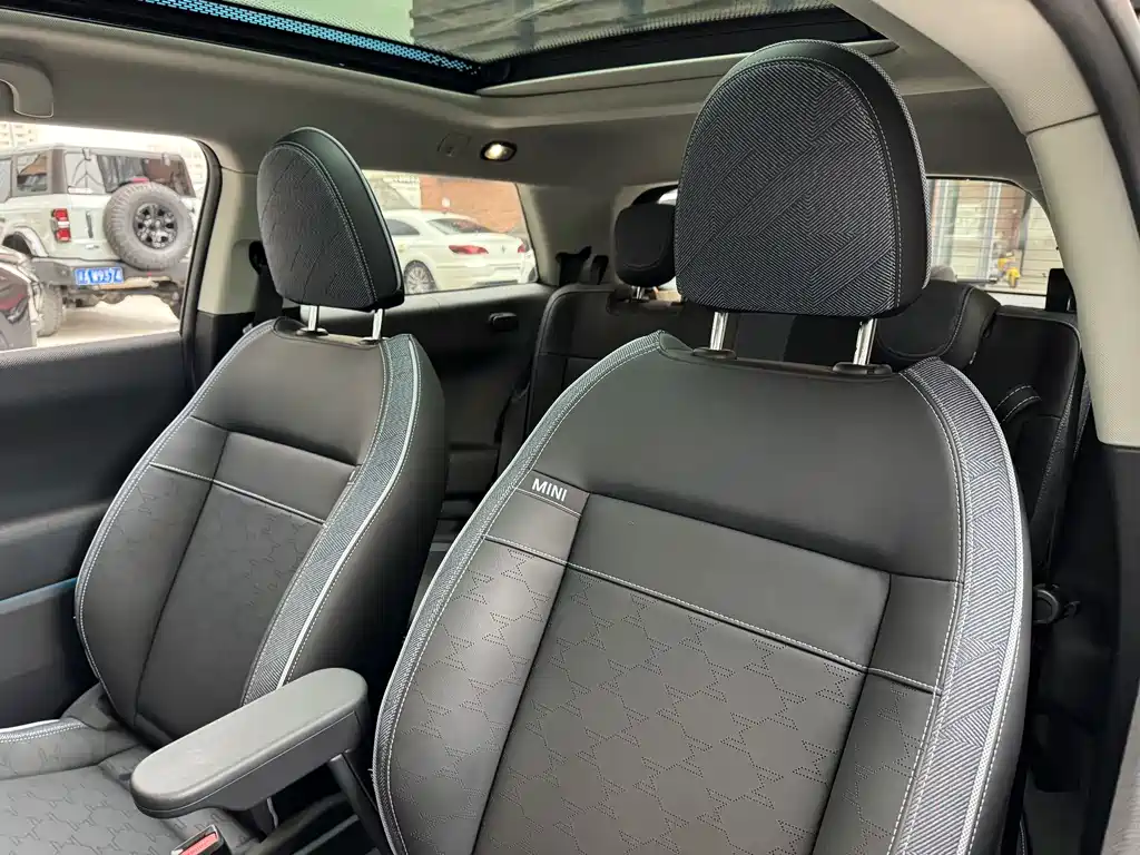 MINI ELECTRIC  COOPER