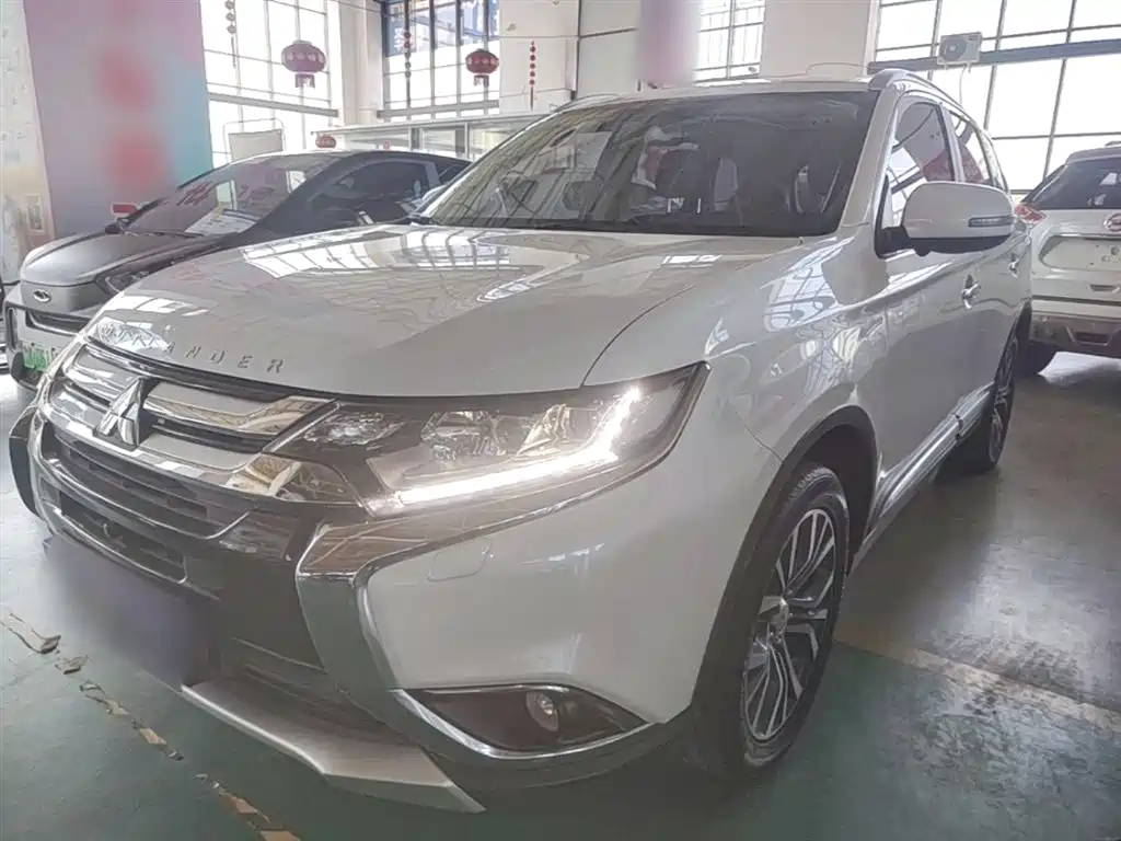 Mitsubishi Outlander 2017
