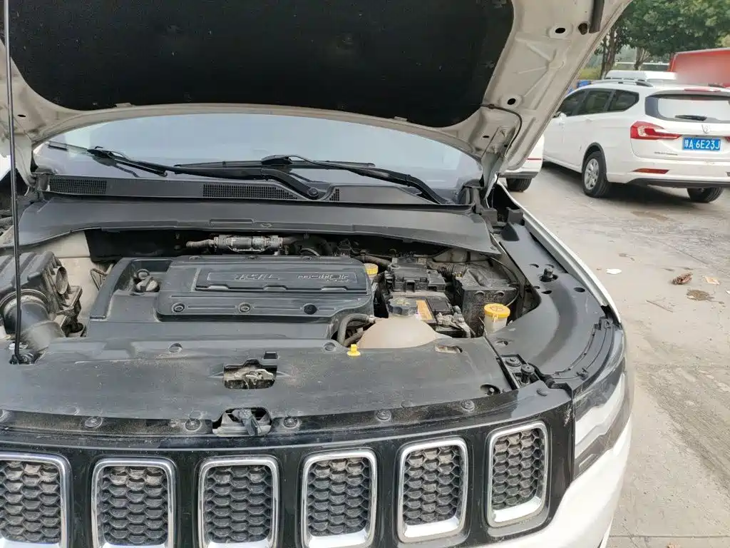 Jeep Compass — миниатюра 21