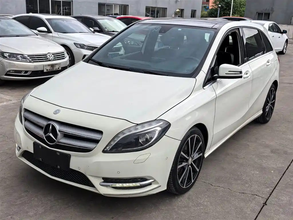 Mercedes-Benz B-Class 2013