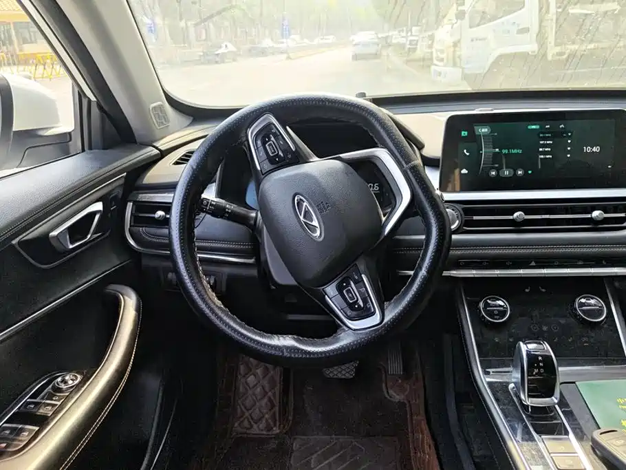 Chery Tiggo 8 — миниатюра 15