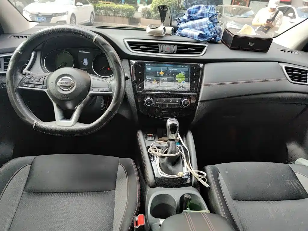 Nissan Qashqai — миниатюра 10