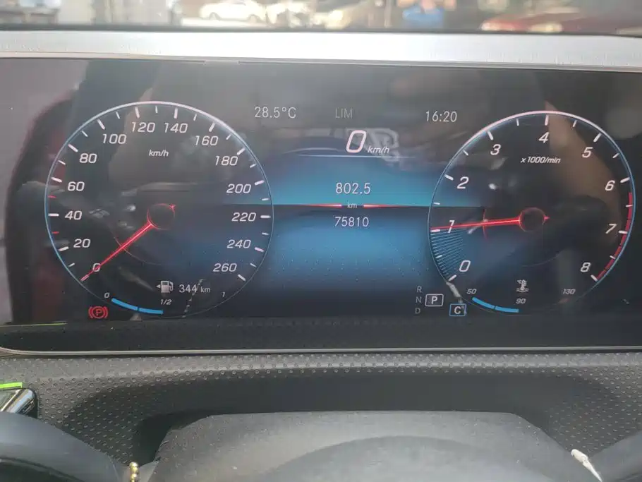 Mercedes-Benz A-Class — миниатюра 14