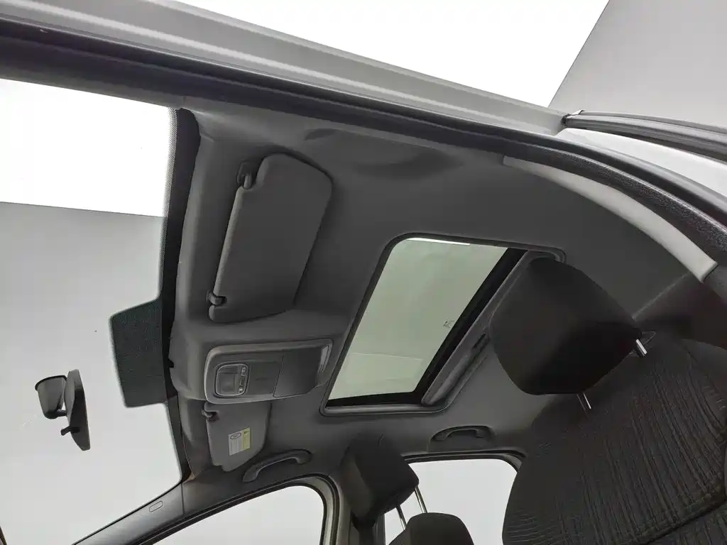 Peugeot 3008 — миниатюра 14
