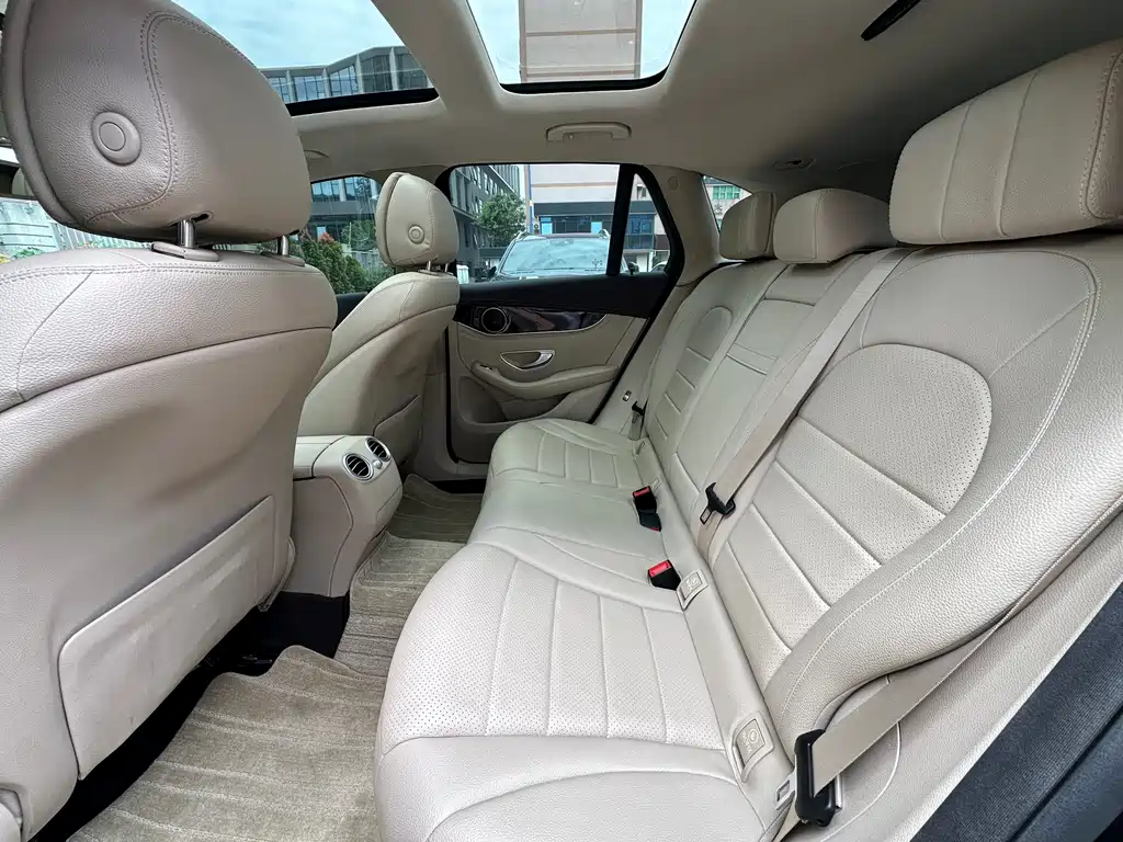 Mercedes-Benz GLC 2018 GLC 260 4MATIC