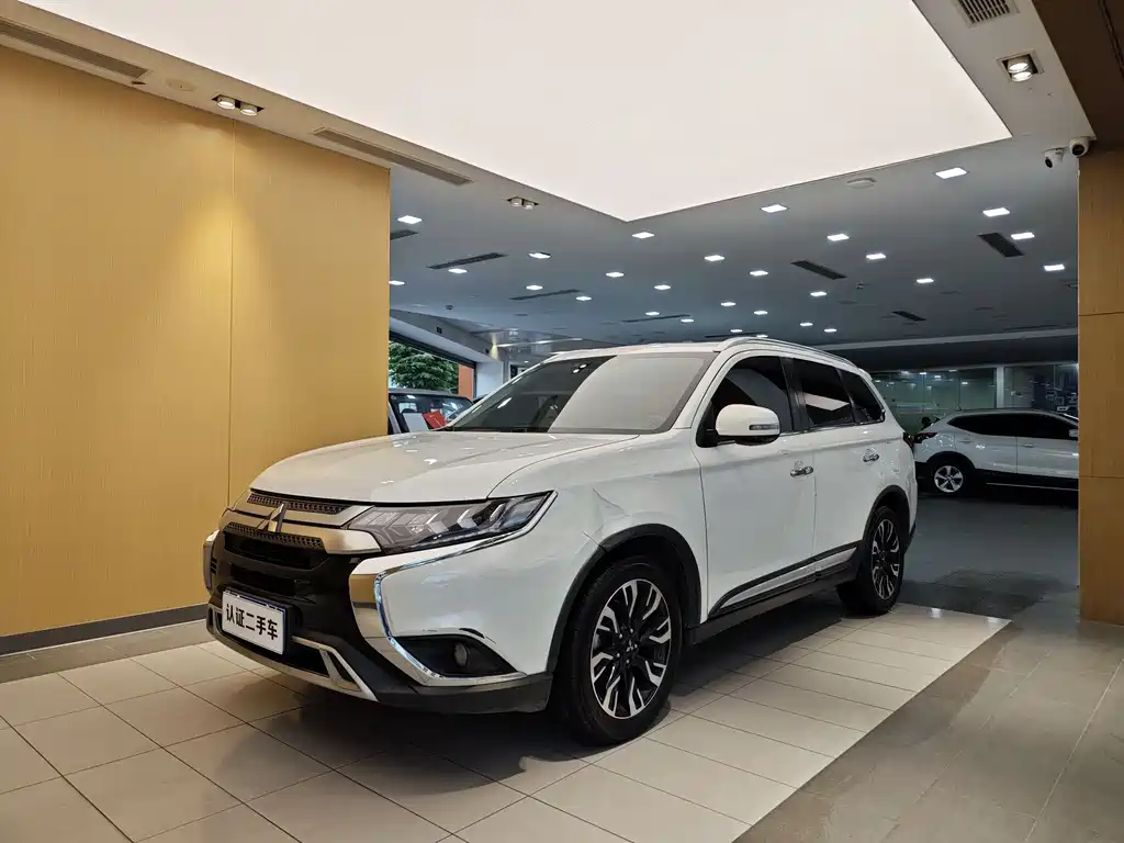 Mitsubishi Outlander 2019