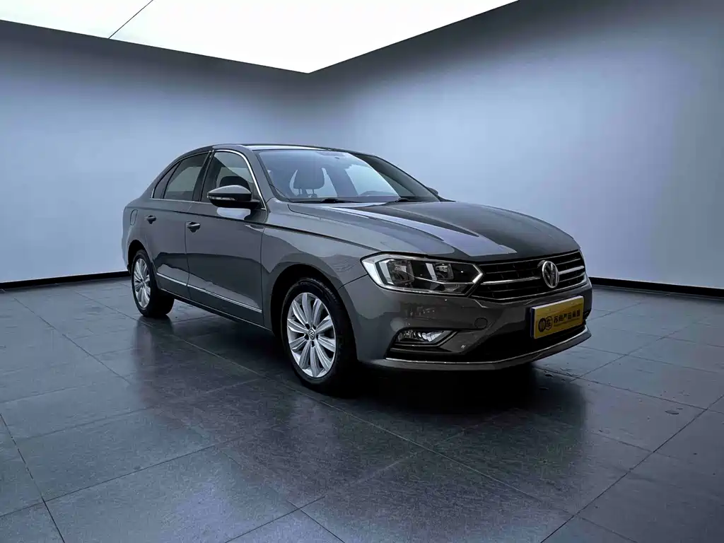 Volkswagen Bora — миниатюра 3
