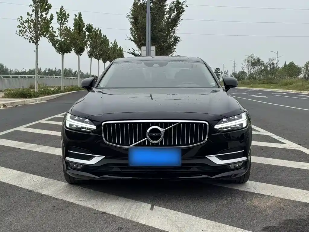 Volvo S90 — миниатюра 12