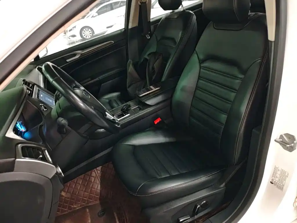 Ford Mondeo — миниатюра 15