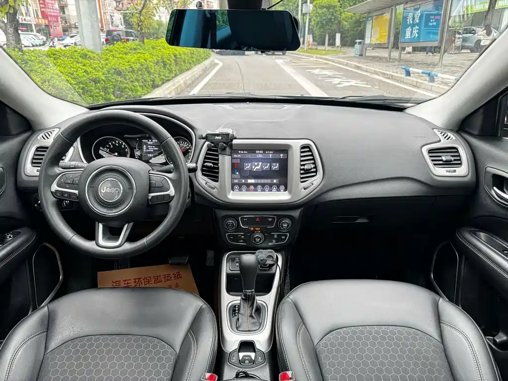 Jeep Compass — миниатюра 19