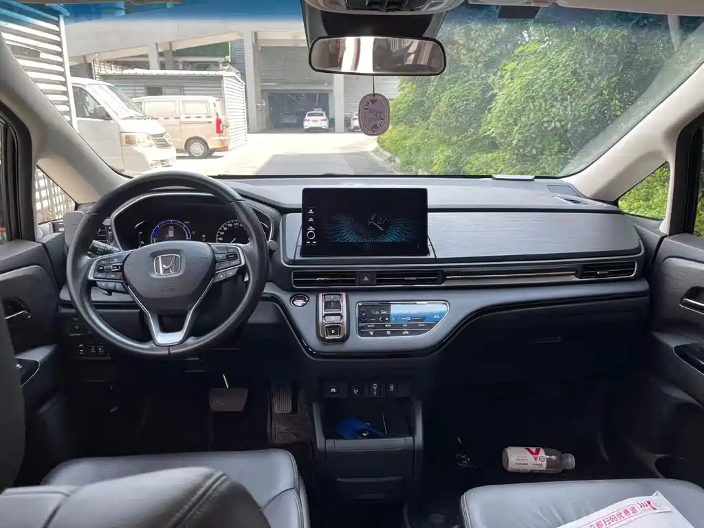 Honda Elysion — миниатюра 3