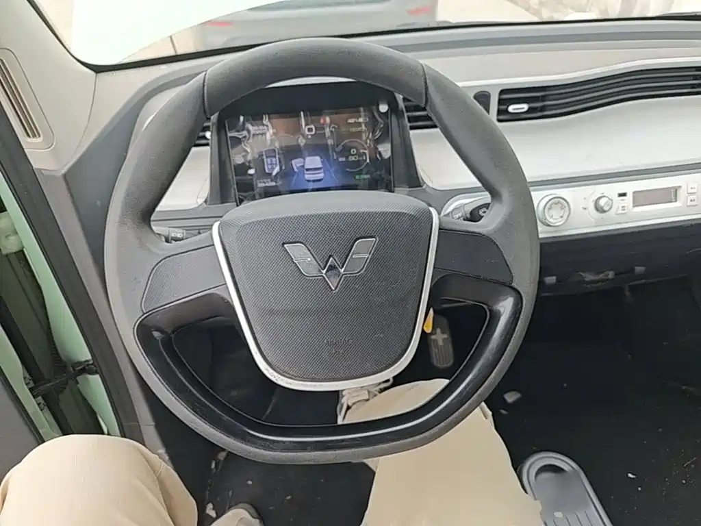 Wuling MINIEV — миниатюра 11
