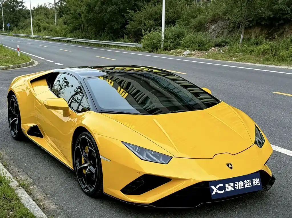 Lamborghini Huracán 2021