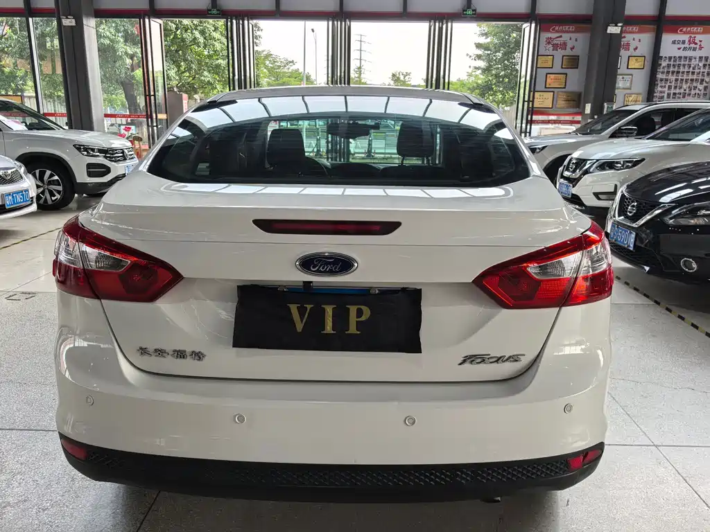 Ford Focus — миниатюра 5