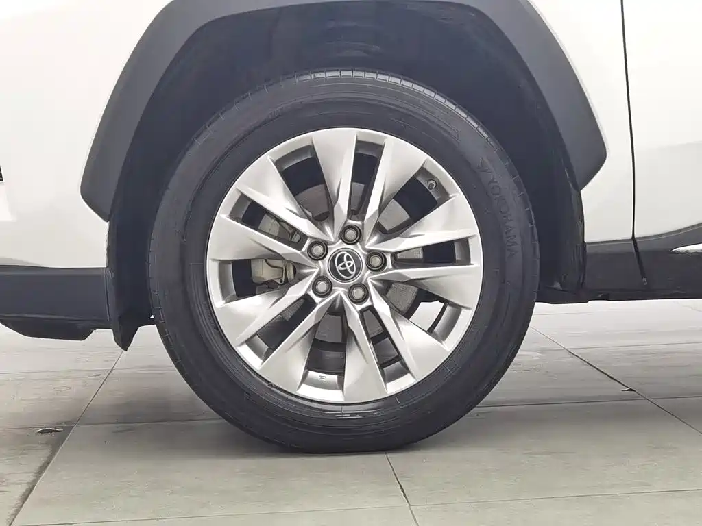 Toyota Wildlander — миниатюра 17