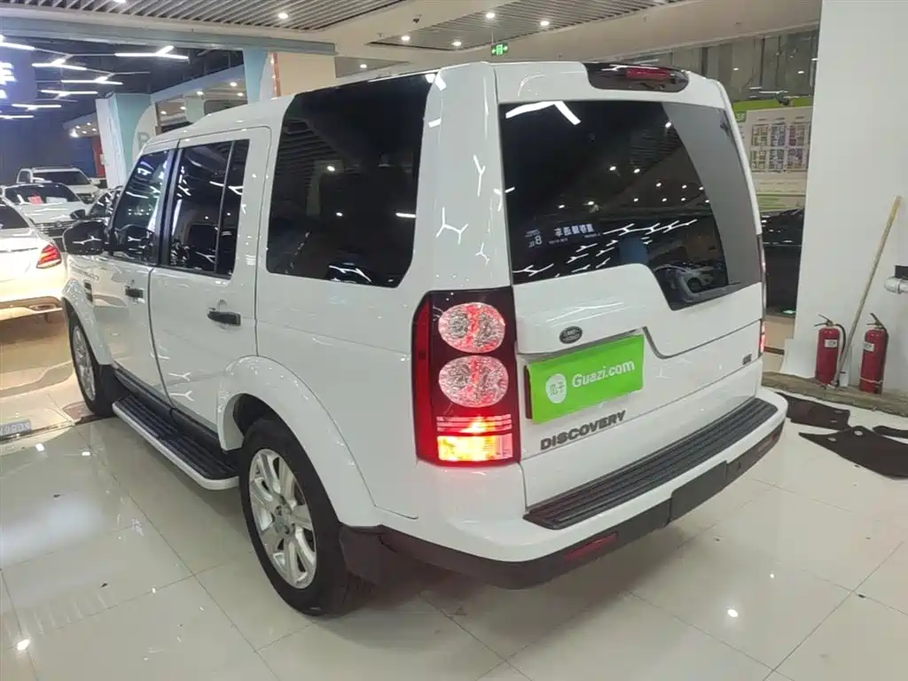 Land Rover Discovery 2015 3.0 SC V6 SE
