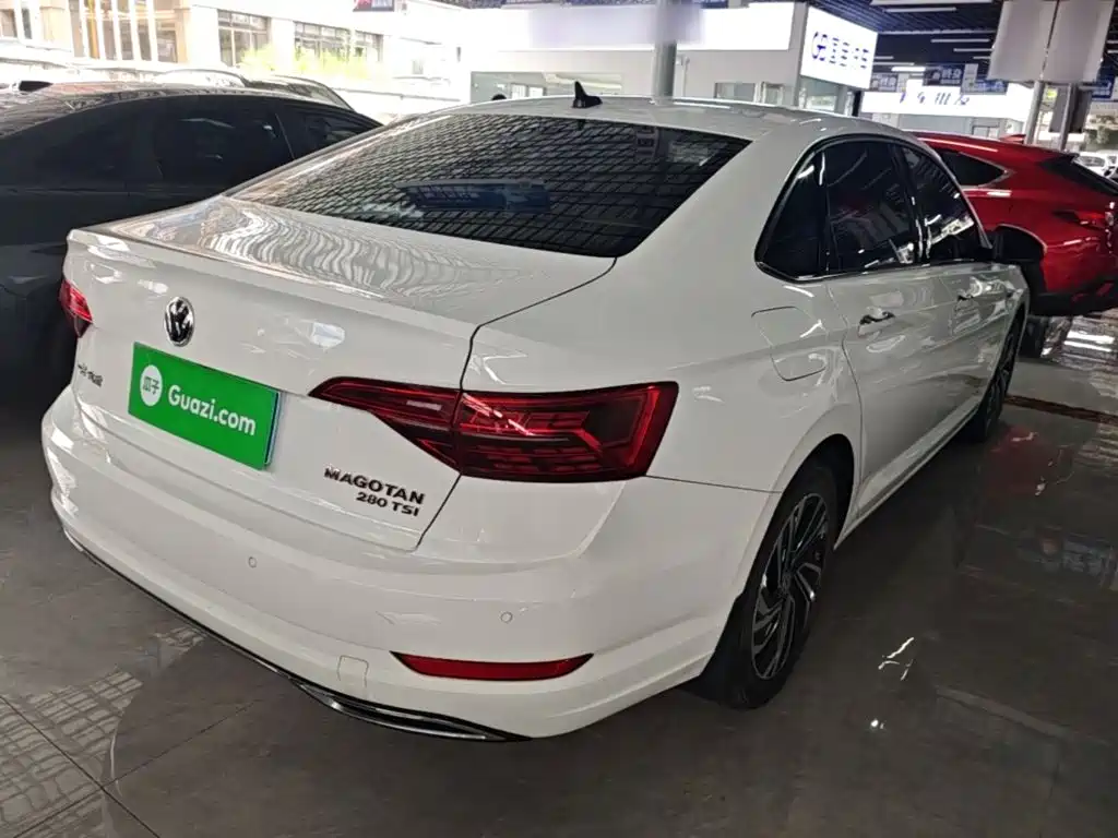 Volkswagen Sagitar — миниатюра 7