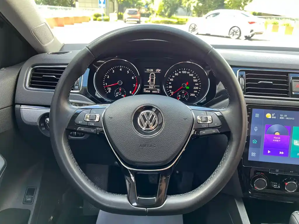 Volkswagen Sagitar — миниатюра 10