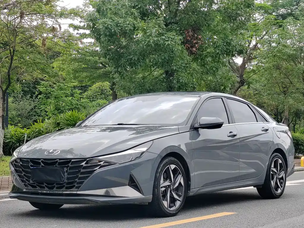 Hyundai Elantra 2021
