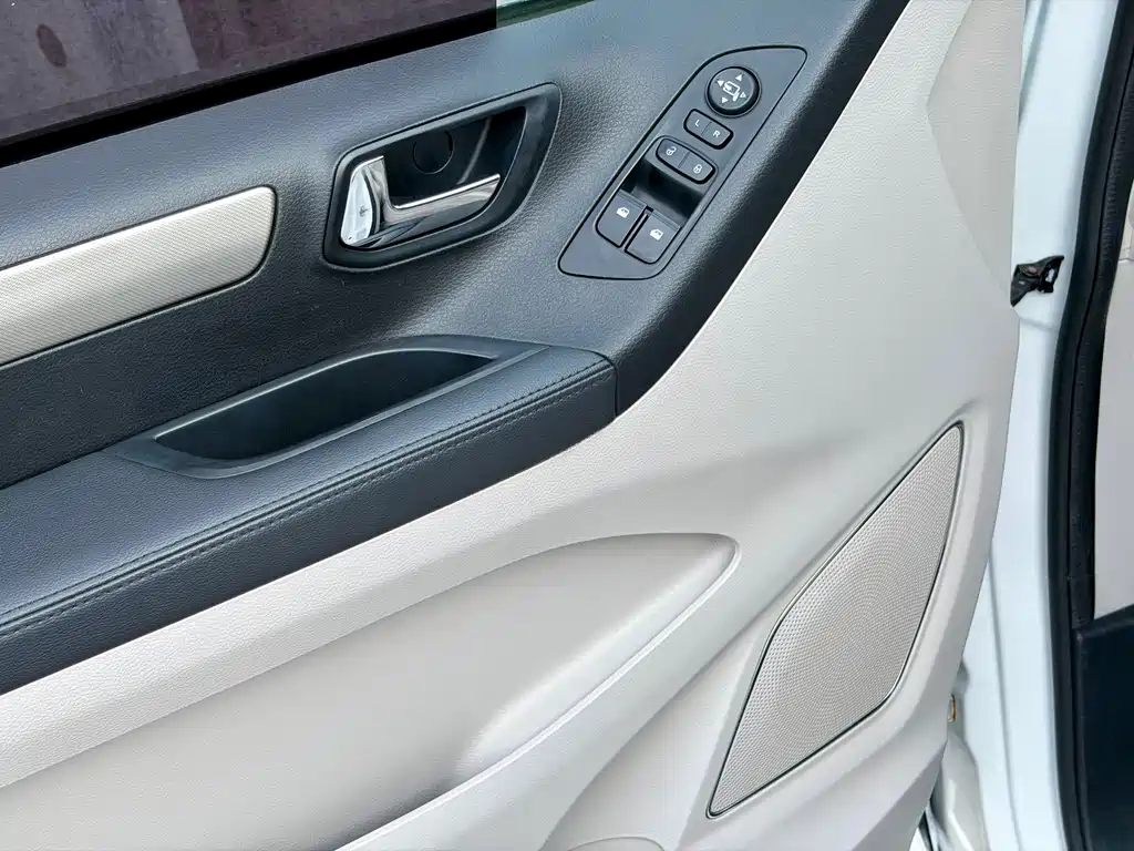 Maxus G10 — миниатюра 18