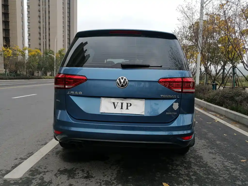 Volkswagen Touran — миниатюра 5
