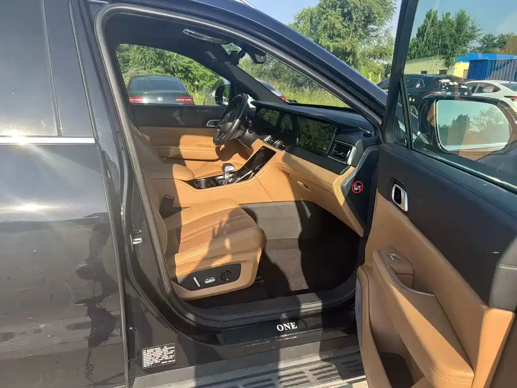 Li Auto ONE 2020 7 мест