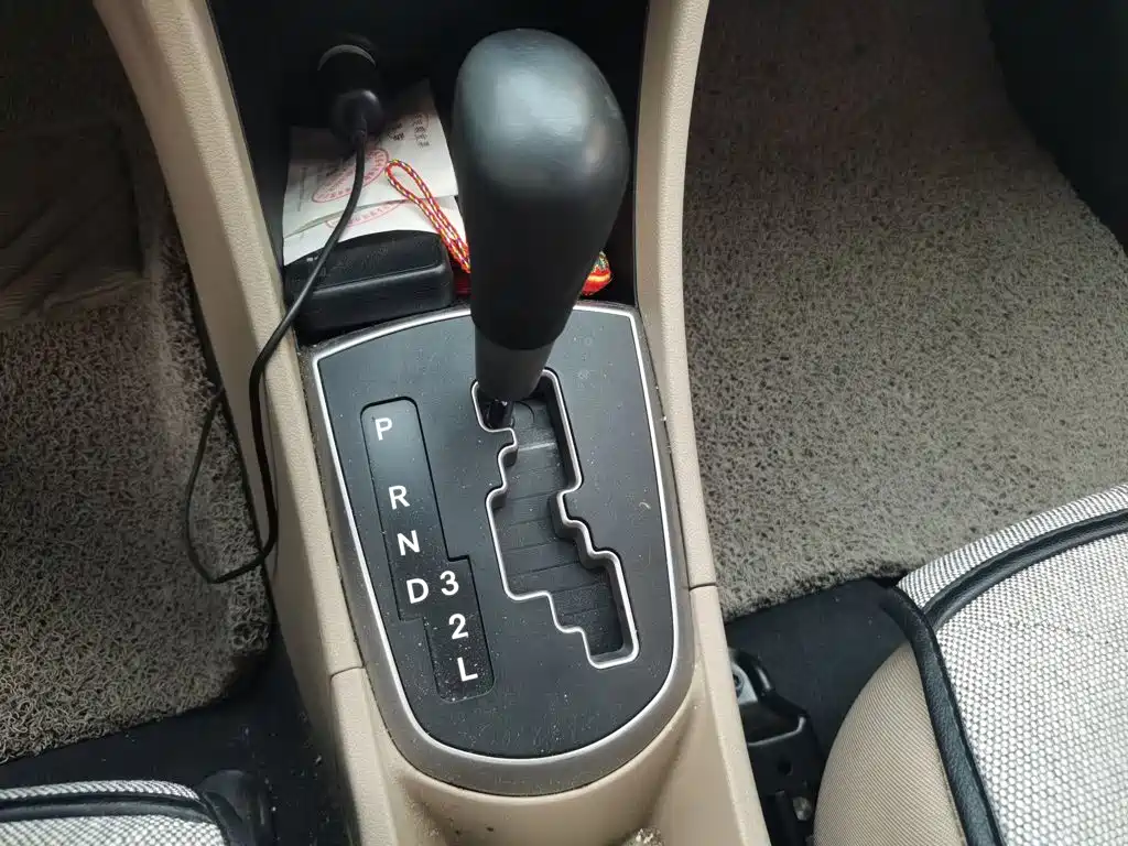 Hyundai Verna — миниатюра 7