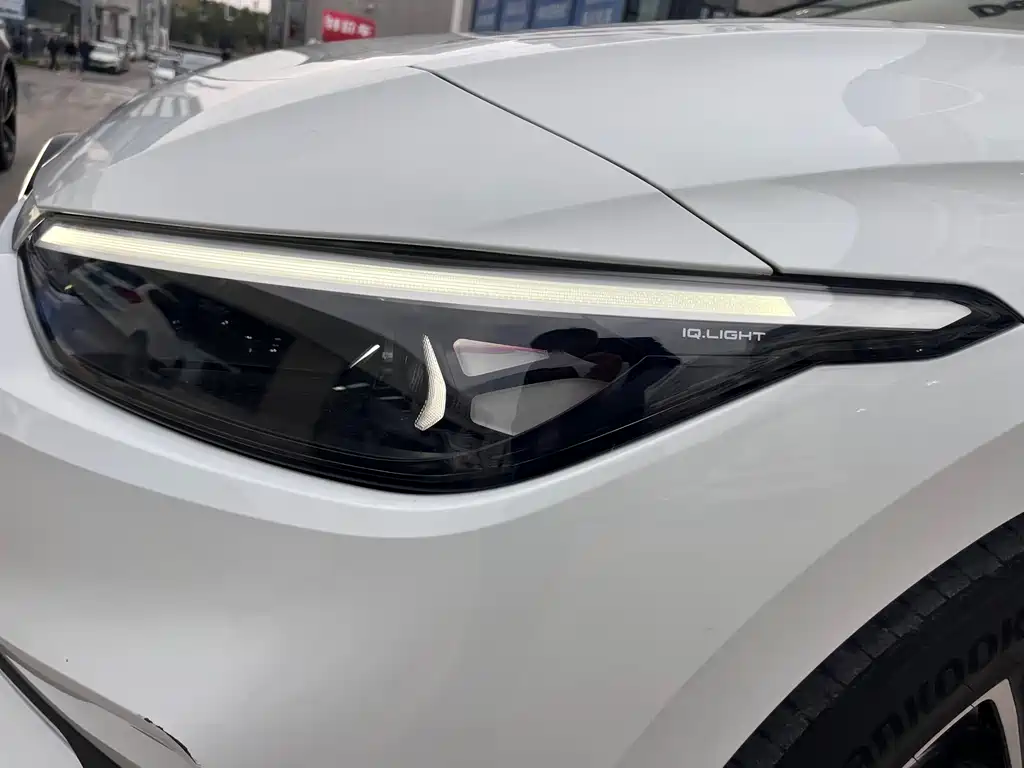 VOLKSWAGEN ID.7 VIZZION