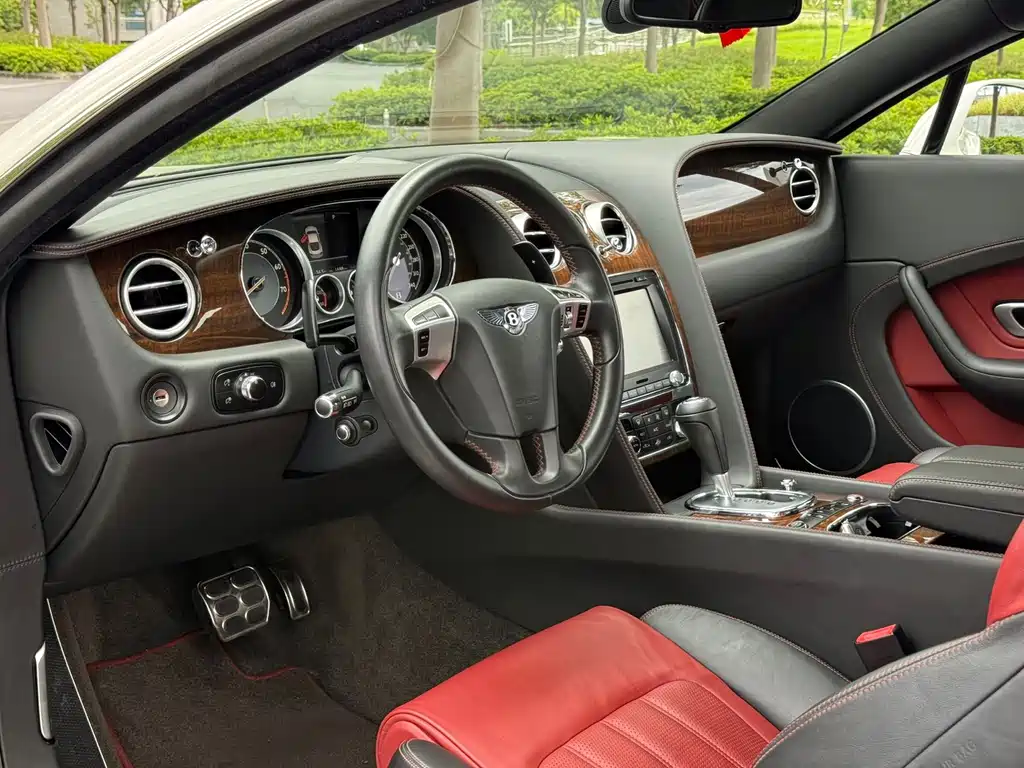 Bentley Continental — миниатюра 10