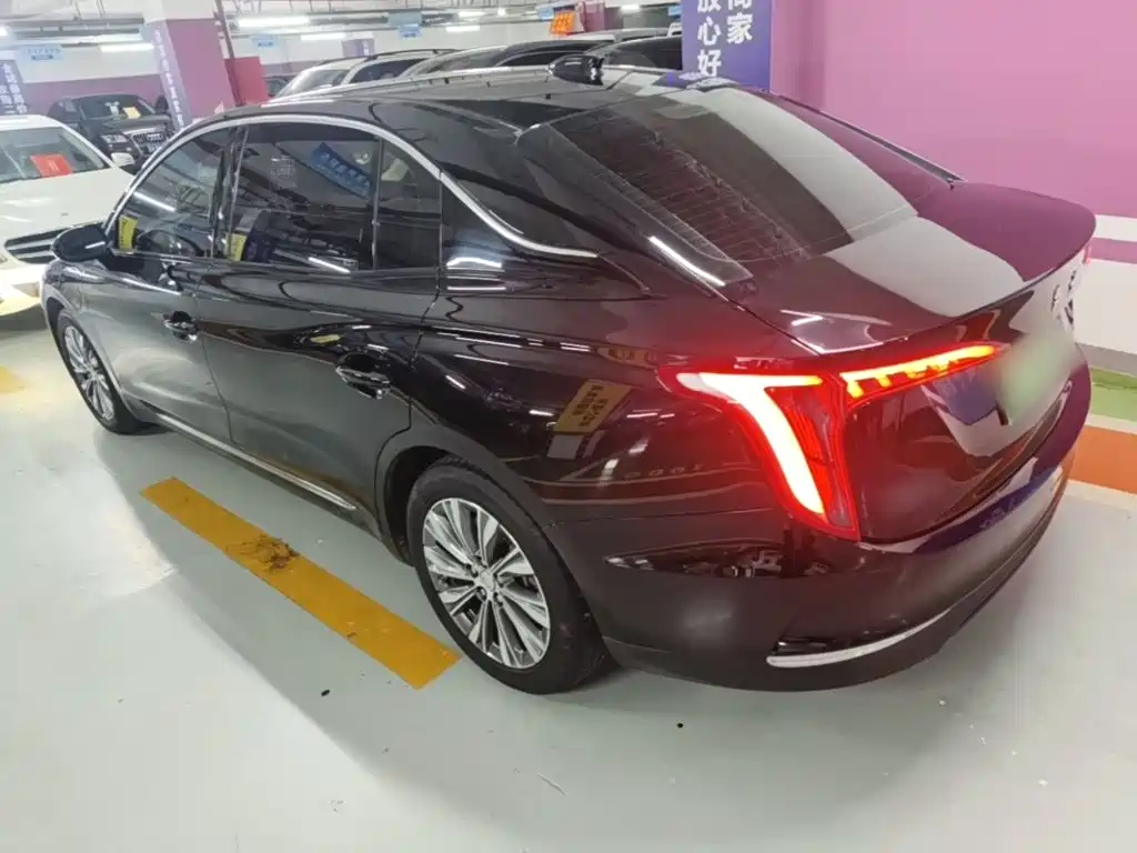 Hongqi Hongqi E-QM5 — миниатюра 5