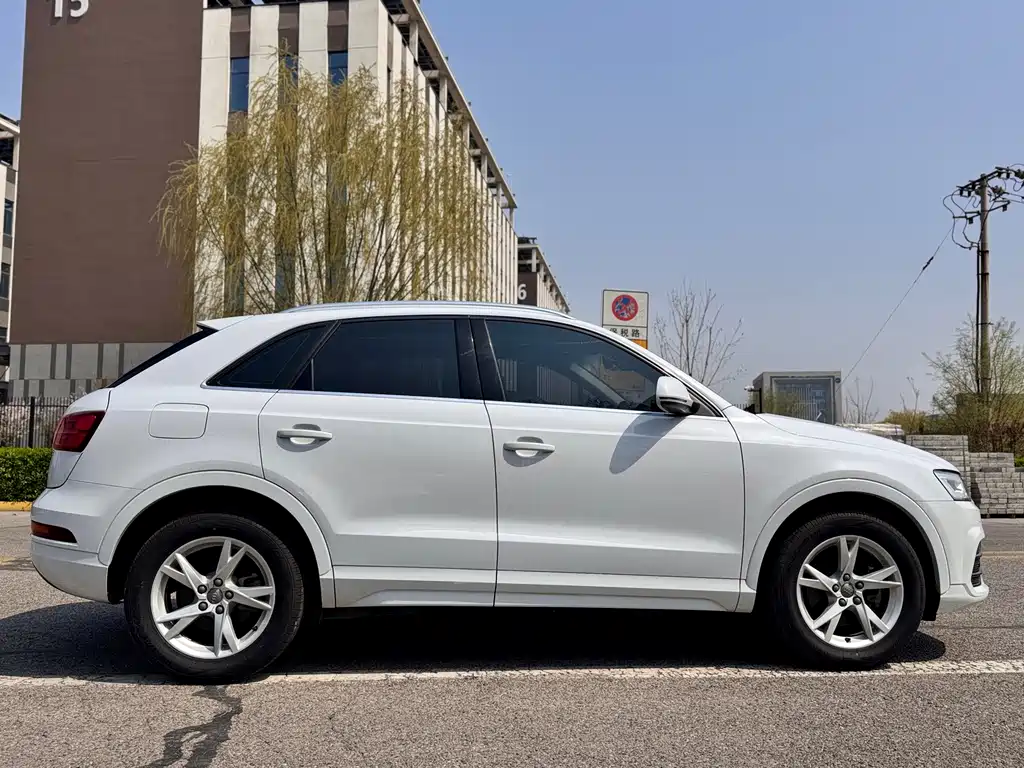 Audi Q3 — миниатюра 29