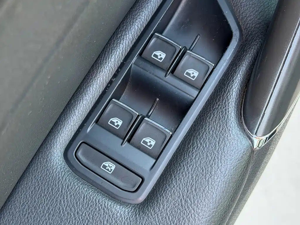 Volkswagen Passat — миниатюра 7