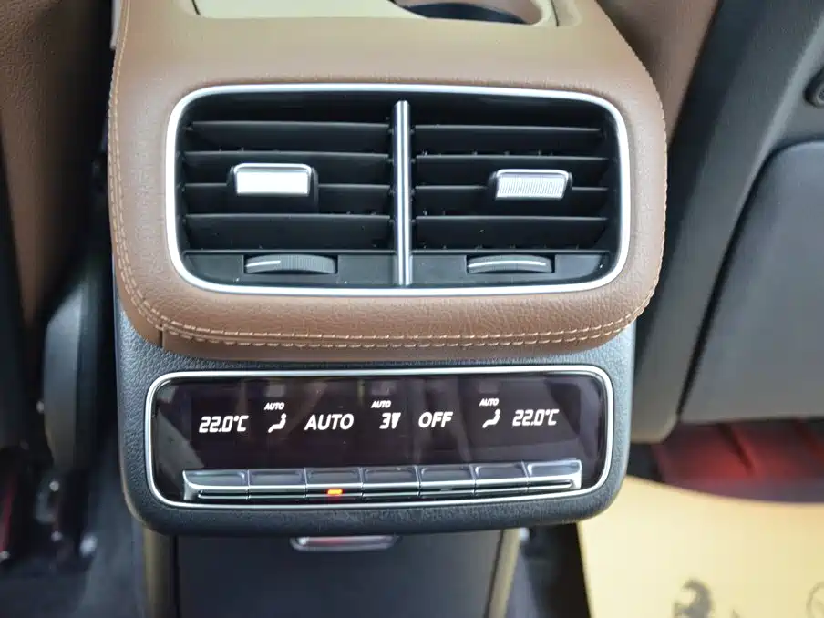 Mercedes-Benz GLS — миниатюра 11