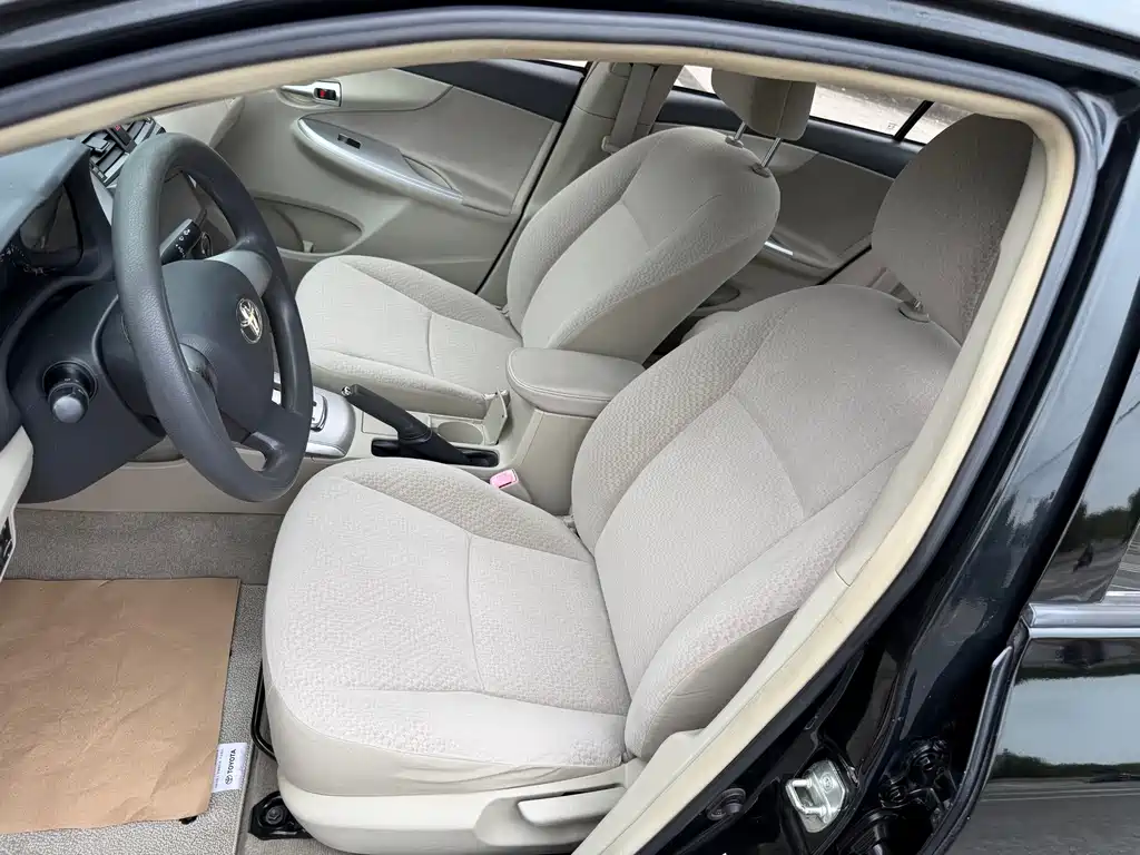 Toyota Corolla — миниатюра 11