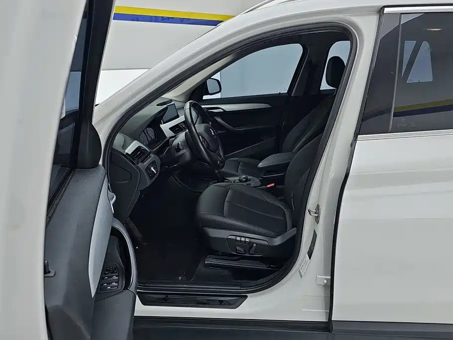 BMW X1 — миниатюра 9