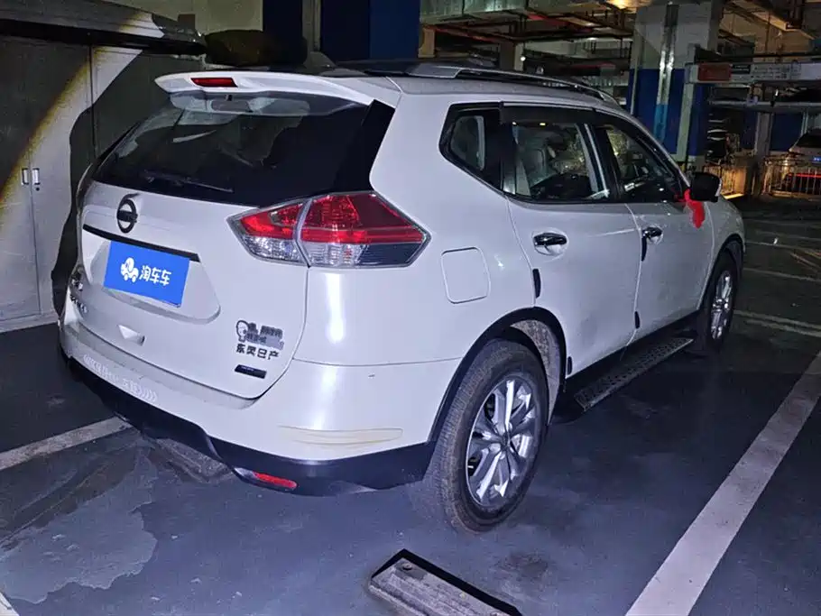 Nissan X-Trail 2014 2.5L CVT Luxury 4WD