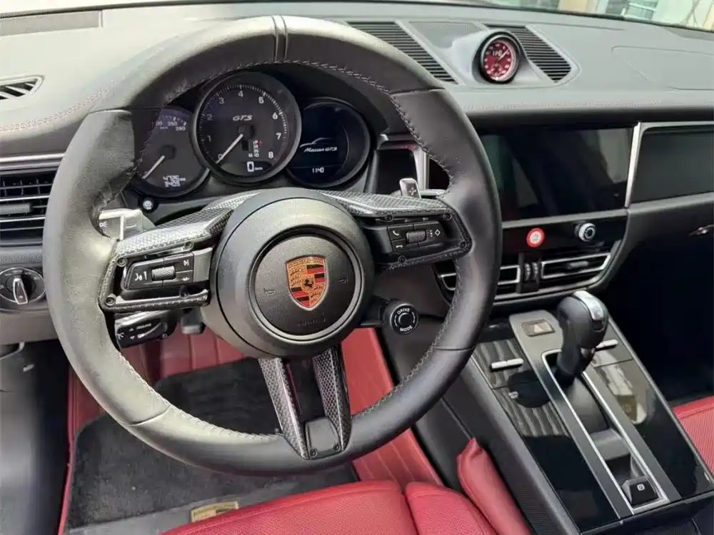 Porsche Macan — миниатюра 4