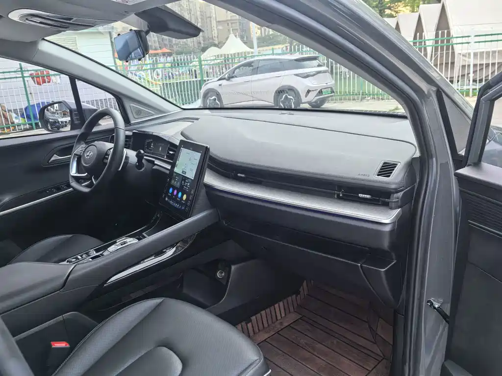 Hyundai Custo — миниатюра 12