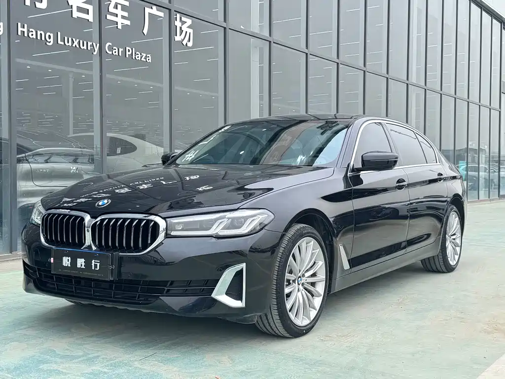 BMW 5 Series 2021