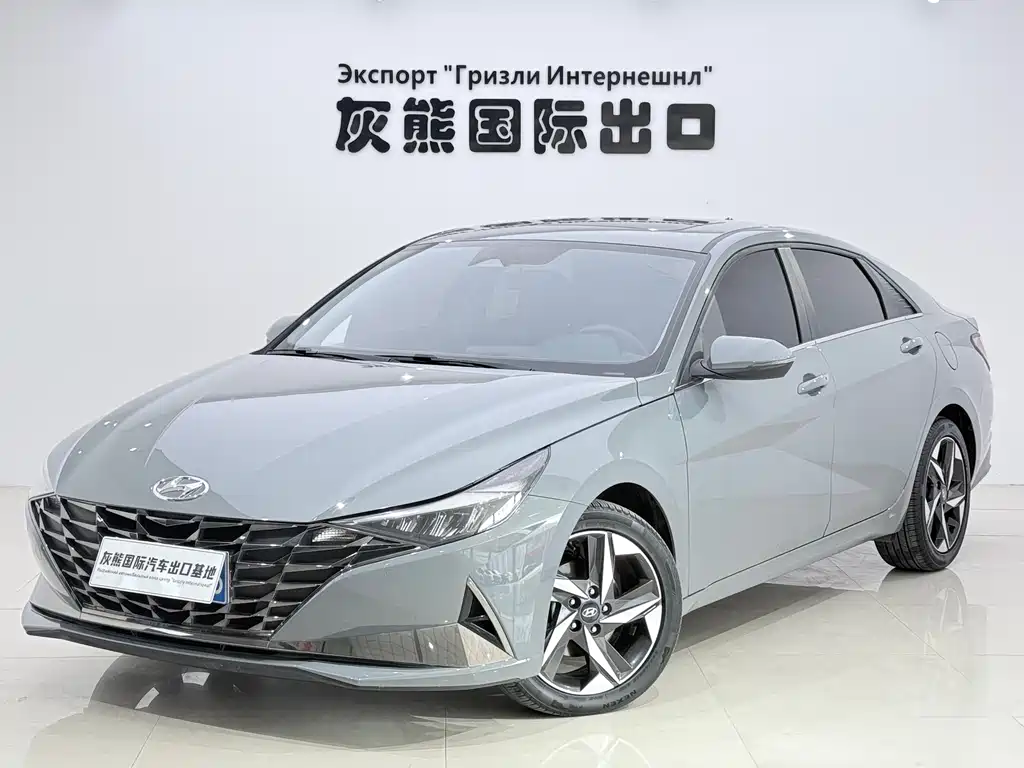Hyundai Elantra 2022 1.5L CVT LUX Luxury
