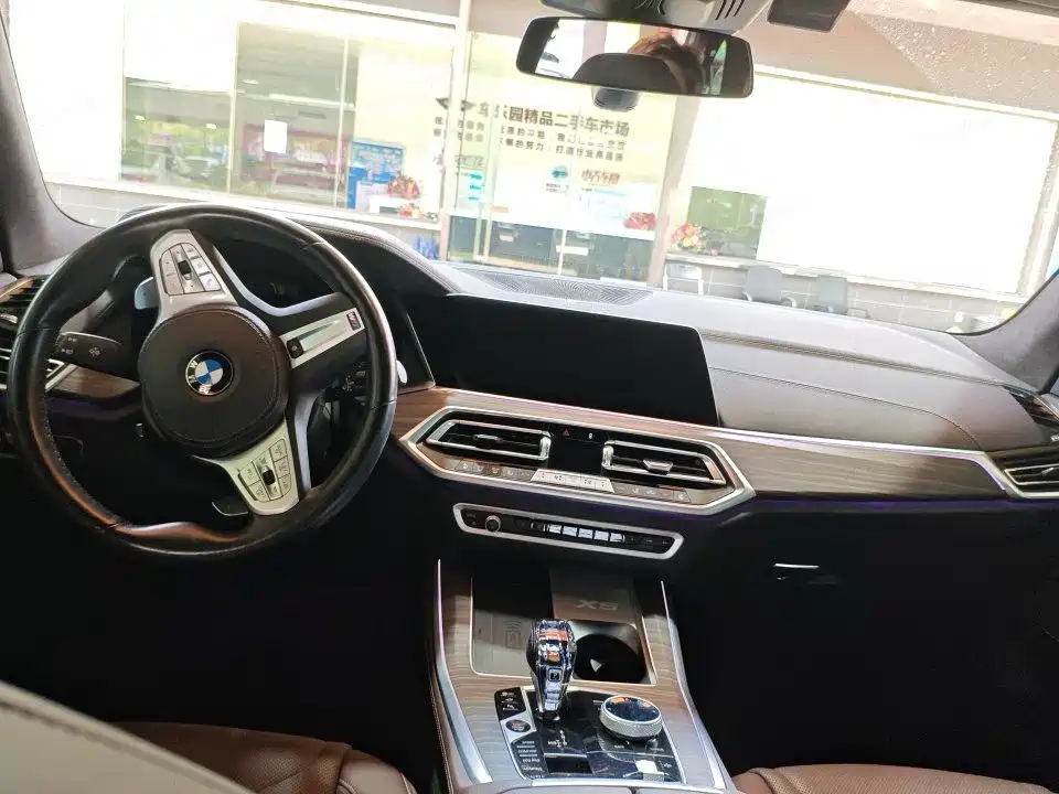 BMW X5 2022 xDrive 40Li Premium M Sport