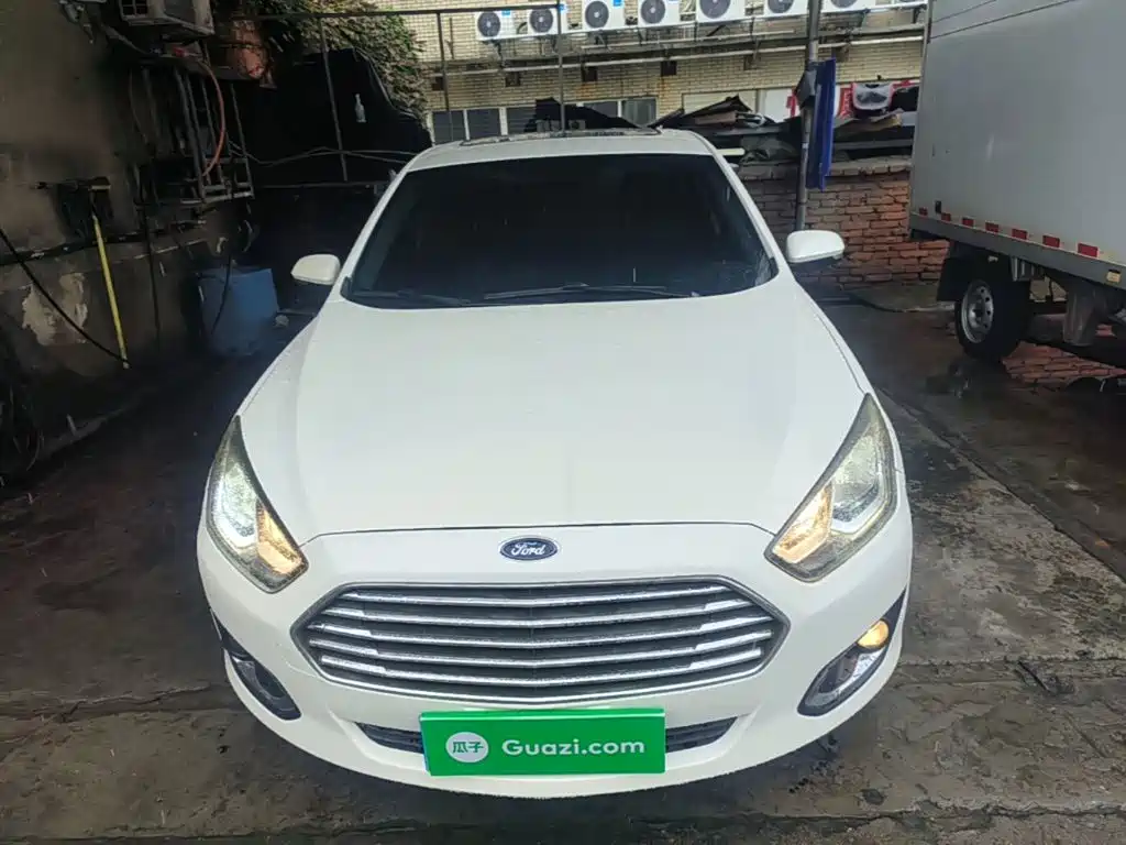 Ford Escort — миниатюра 3