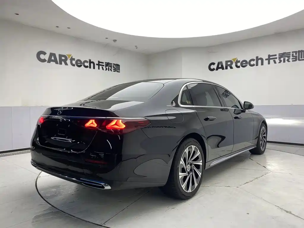 Mercedes-Benz E-Class E 2024 E 300 L Luxury